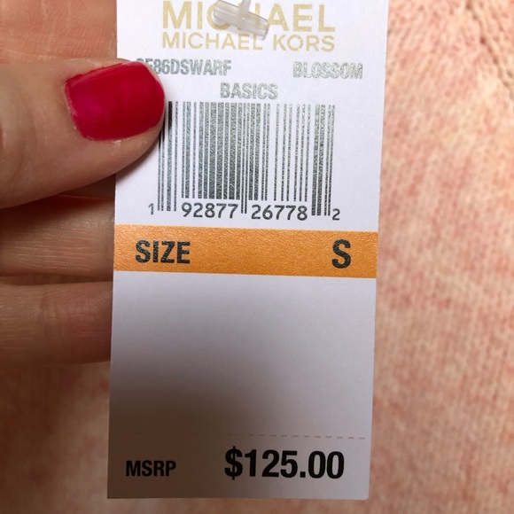 ✨ Brand New Ladies Soft Pink Sweater✨ - Picture 5 of 8